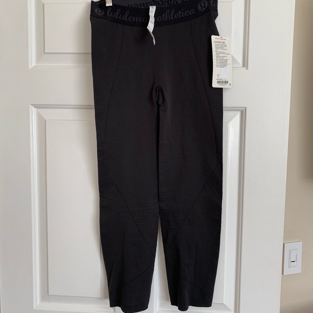 Black Lululemon Leggings! Time Warp Tight!